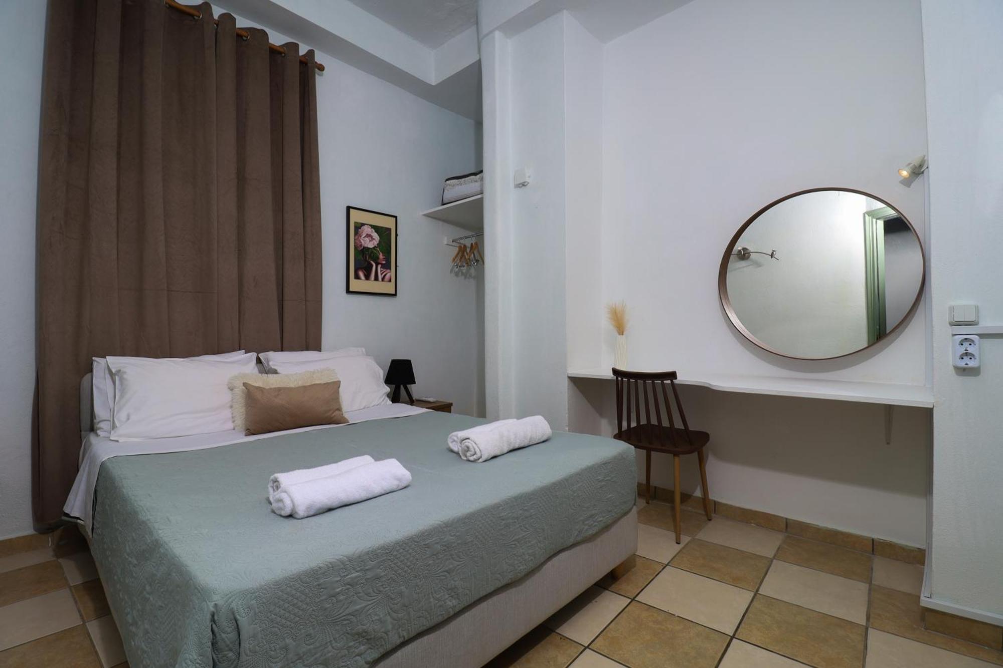 Faros Coastal Apartments สโกเปลอสทาวน์ ภายนอก รูปภาพ