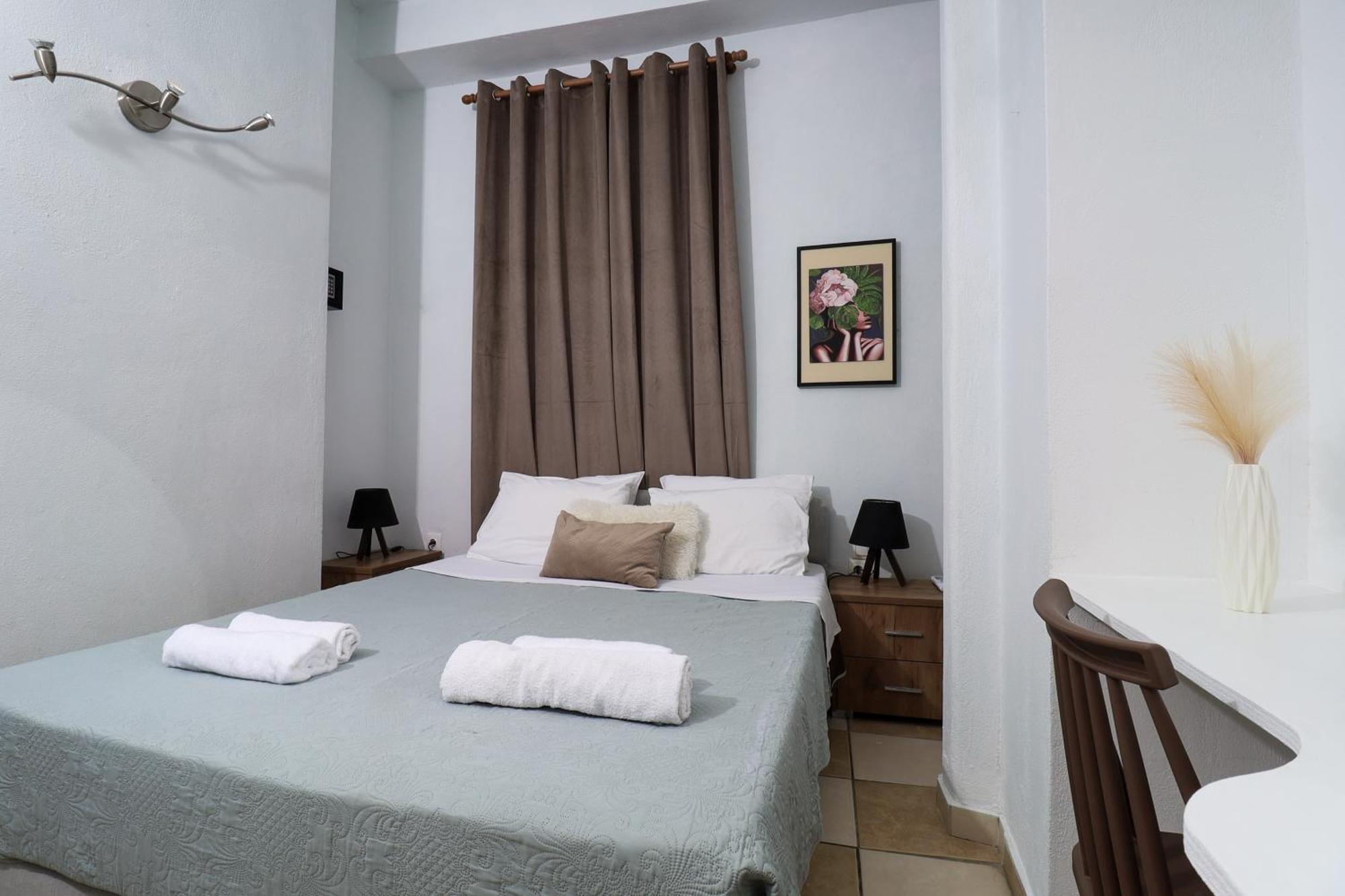 Faros Coastal Apartments สโกเปลอสทาวน์ ภายนอก รูปภาพ